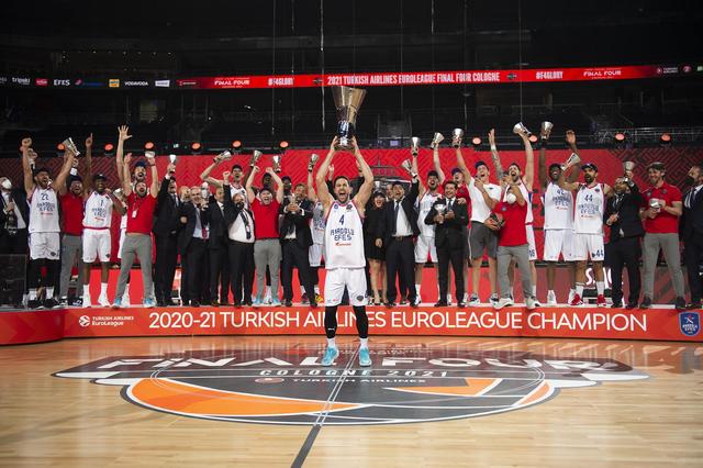 里程碑之战，布兰特第200次代表多特蒙德出战德甲（布兰特迎多特生涯德甲第200战，里程碑之夜）